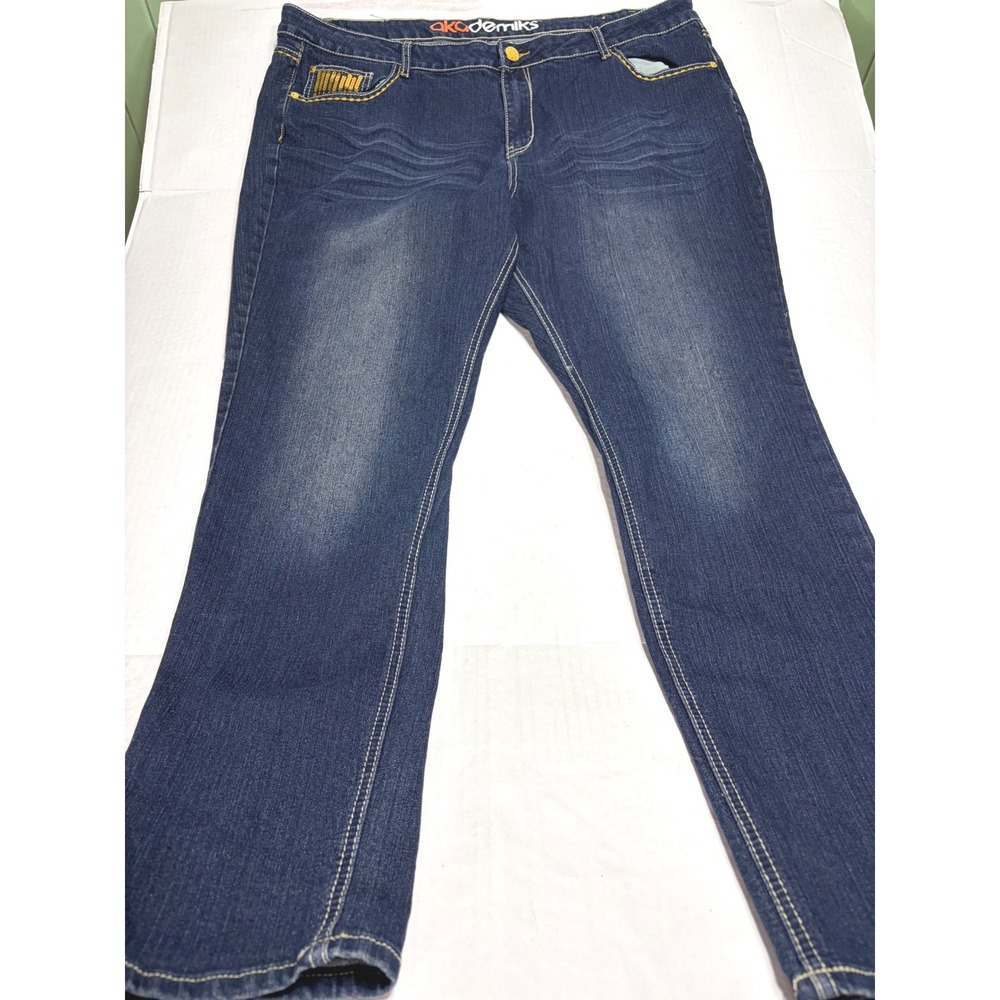 Akademiks Junior Plus Size 24W Dark Wash Sequin PocketStraight Leg Jeans Stretch